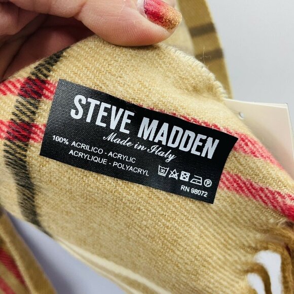 Steve Madden Womens Mid Weight Cozy Plaid Muffler Scarf Camel $42 1139/360 - Picture 5 of 5
